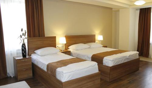 Quadruple Room with Private Bathroom