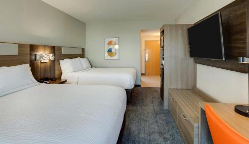 Standard Room with Two Queen Beds