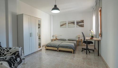 Double Room with Shared Bathroom