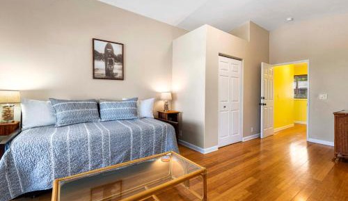 Four-Bedroom Holiday Home