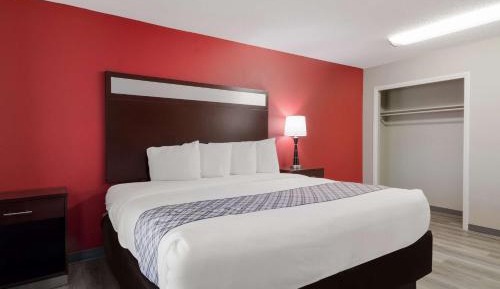 King Suite with Sofabed