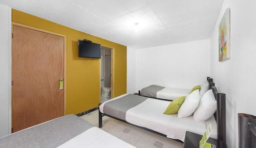 Triple Room with Private Bathroom