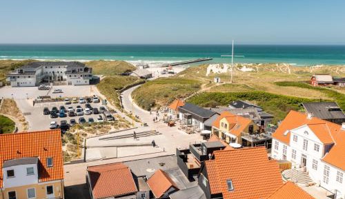 Three-Bedroom Holiday Home 