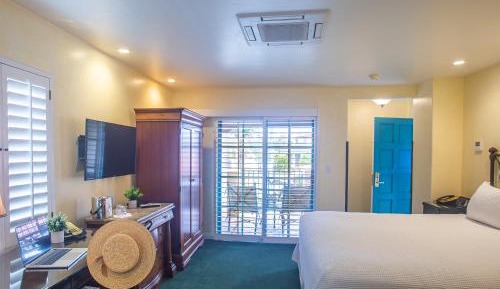 Superior King Room with Balcony