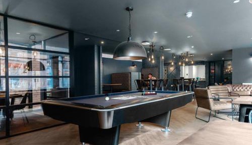 Single Room with Private Bathroom