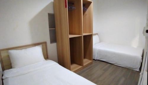 Twin Room with Shared Toilet