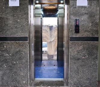 Deluxe Double Room (2 Adults + 1 Child)