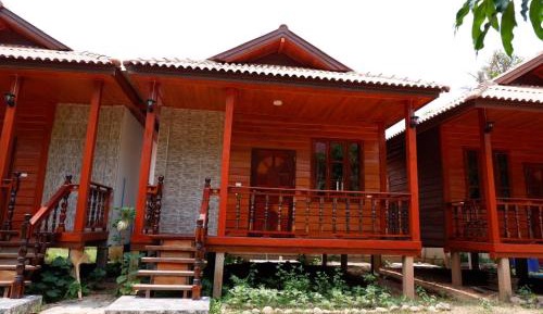 Deluxe Bungalow