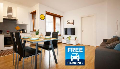 Apartment with Balcony