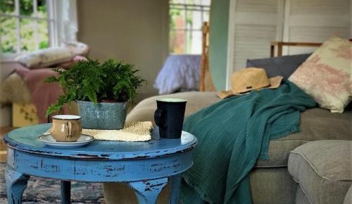 Studio - Split Level