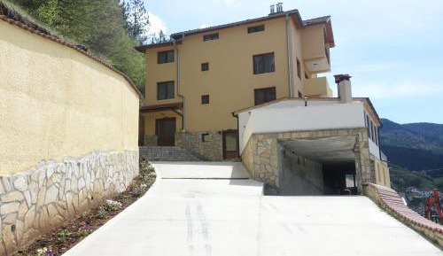 Double Room with Mountain View