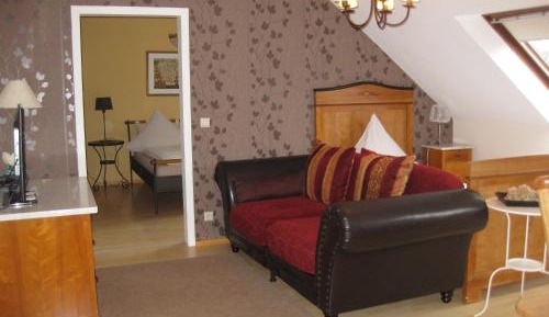 Superior One-Bedroom Apartment