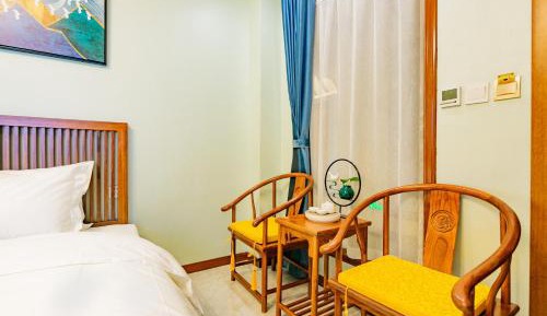 Deluxe Moon Twin Room