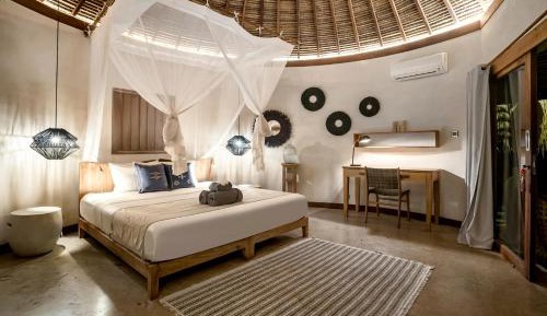 Boutique Oceanview Bungalow 
