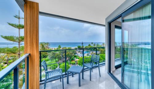 Superior Suite with Sea View