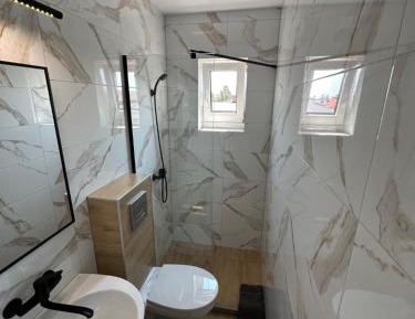 Triple Room with Private Bathroom