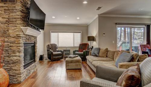 Three-Bedroom Holiday Home 