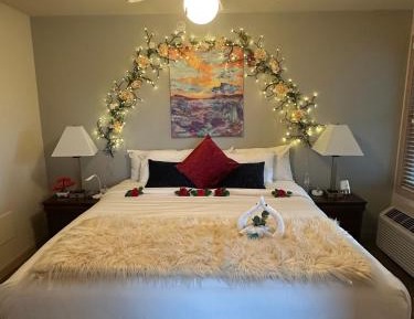 Suite with Lake View