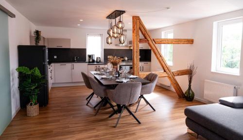 Apartment - Split Level