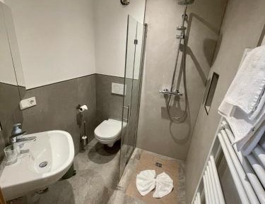 Small Single Room
