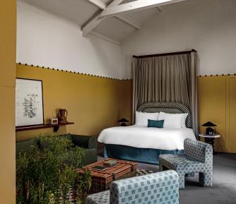 Churn's River Junior Suite