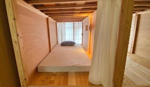 Bunk Bed in Mixed Dormitory Room