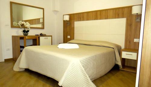 Double or Twin Room - Disability Access - Ground Floor