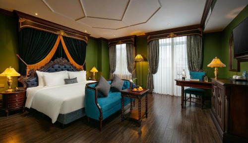 Junior Suite with Balcony