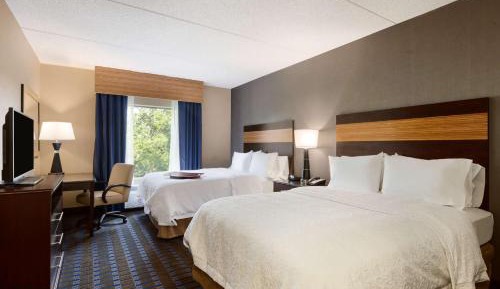 Queen Room with Two Queen Beds - Non-Smoking