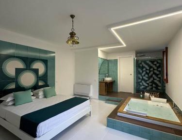 Triple Room with Mountain View