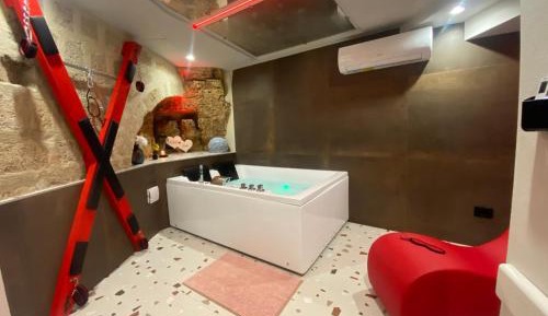 Deluxe Double Room with Bath