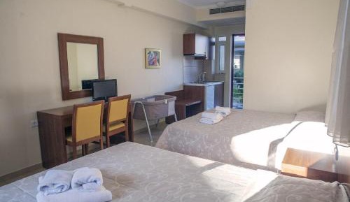 Apartment (3 Adults)