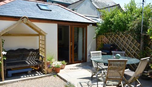 Studio with Garden View