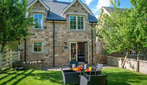 Cottage with Garden View