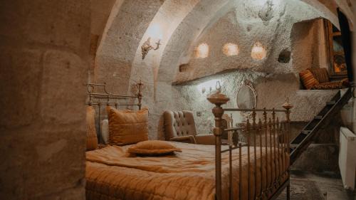 Superior King Suite