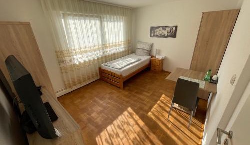 Standard Single Room with Shared Bathroom