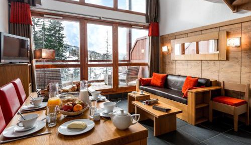 One-Bedroom Apartment (4 Adults)