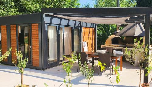One-Bedroom House