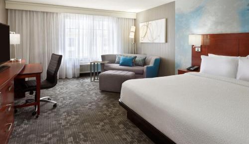 King Room with Sofa Bed