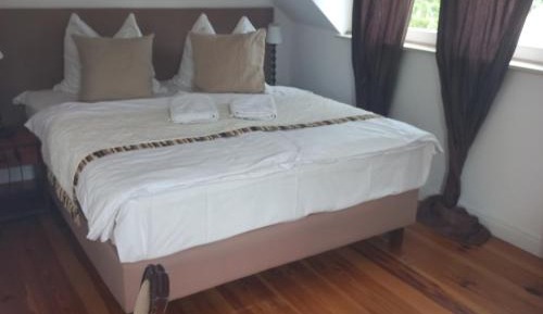 Triple Room with Balcony