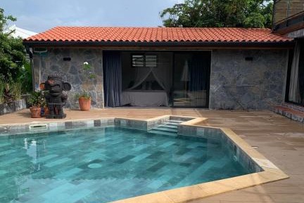 Villa - Beach Front