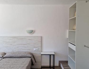 Apartment with Pool View 