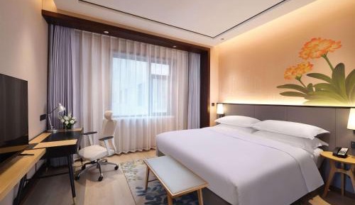 King Guest Room