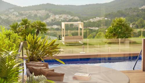 Junior Suite with Private Pool