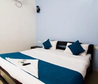 Deluxe Double Room with Balcony and Sea View