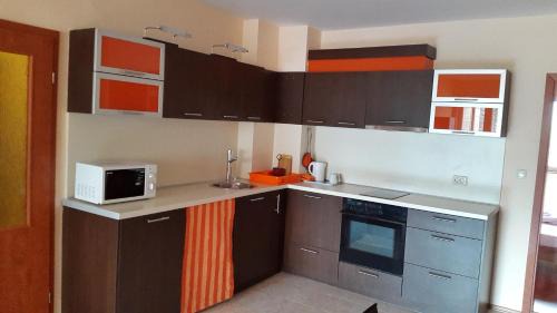 One-Bedroom Apartment with Balcony - Block 532