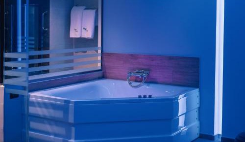 Suite with Sauna