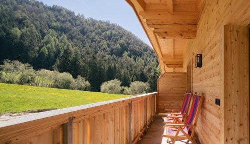 Superior One-Bedroom Apartment with Balcony