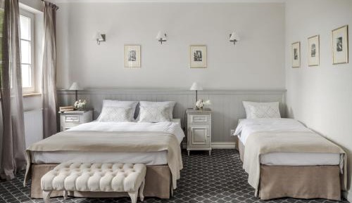 Deluxe Double Room with Mountain View