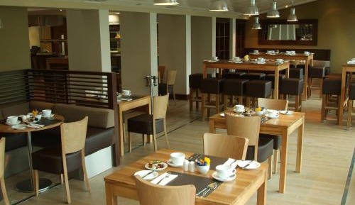 Twin Contemporary Standard Room